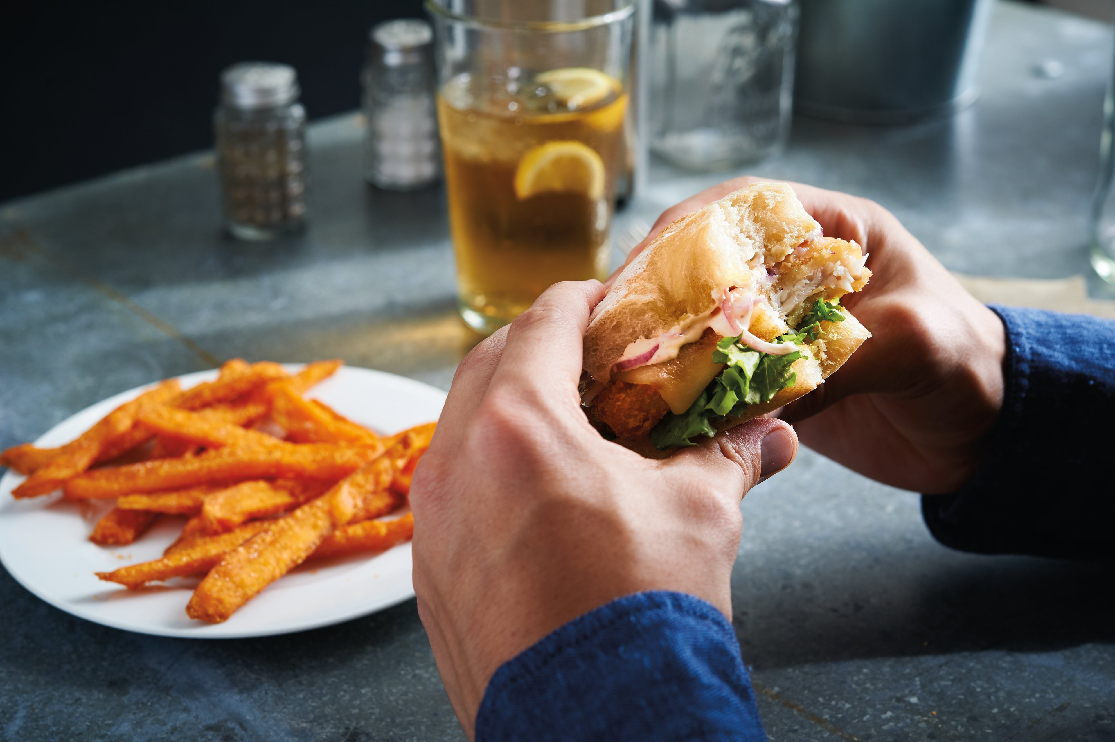 Alabama Hamma sandwich with sweet potato fries